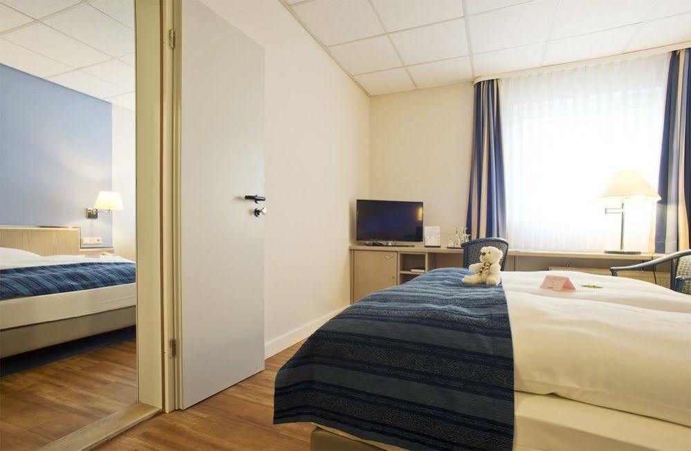 Hotel Novalis Дрезден Экстерьер фото